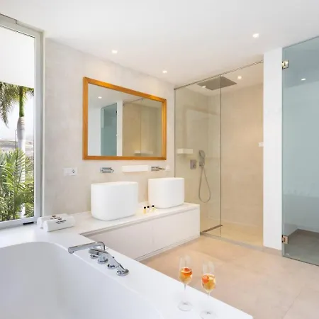Dom wakacyjny Palm Luxury With Private Pool In Abama Golf *